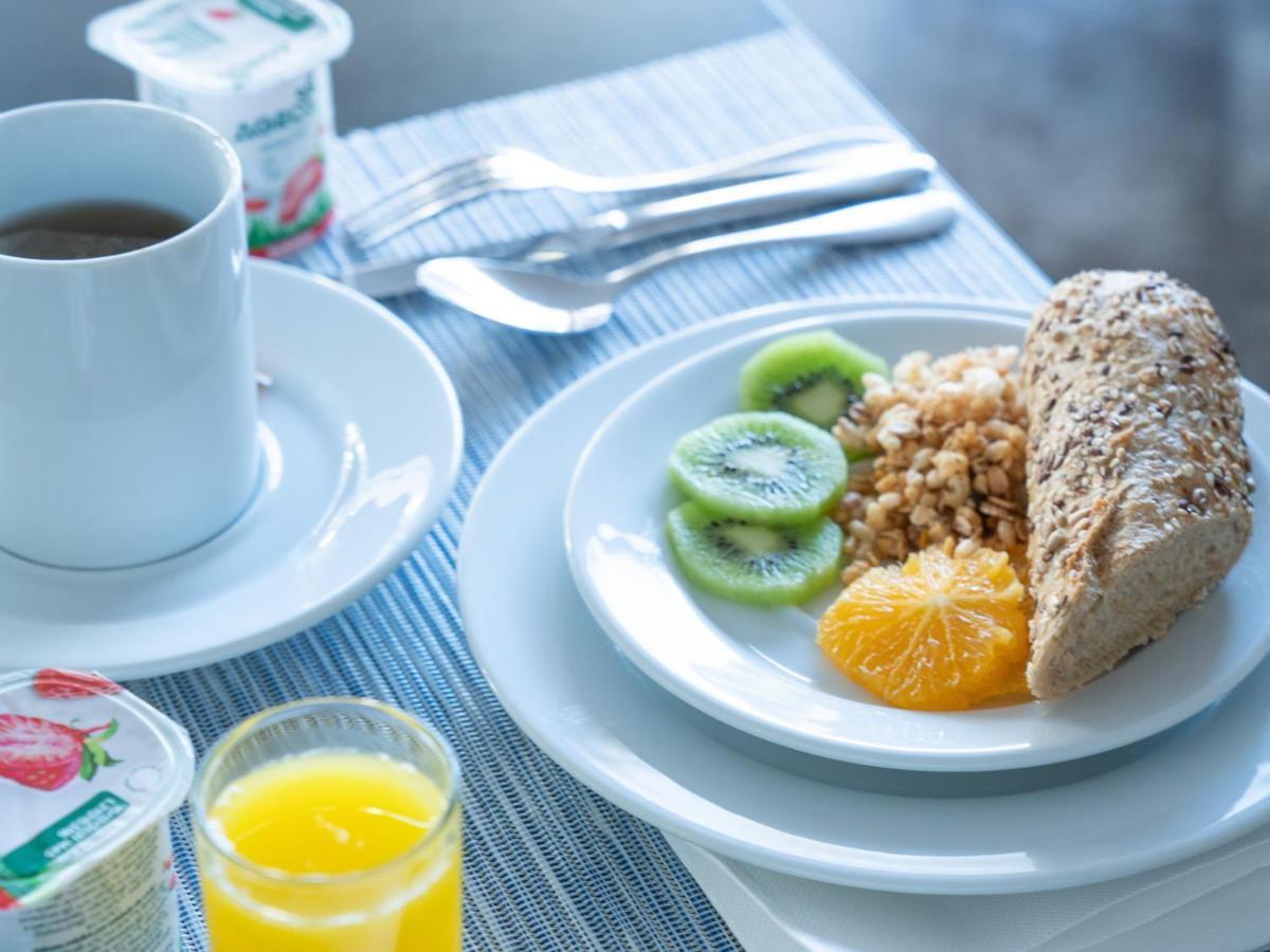 A House In Estoril - Adults Only Hotel Luaran gambar A light breakfast